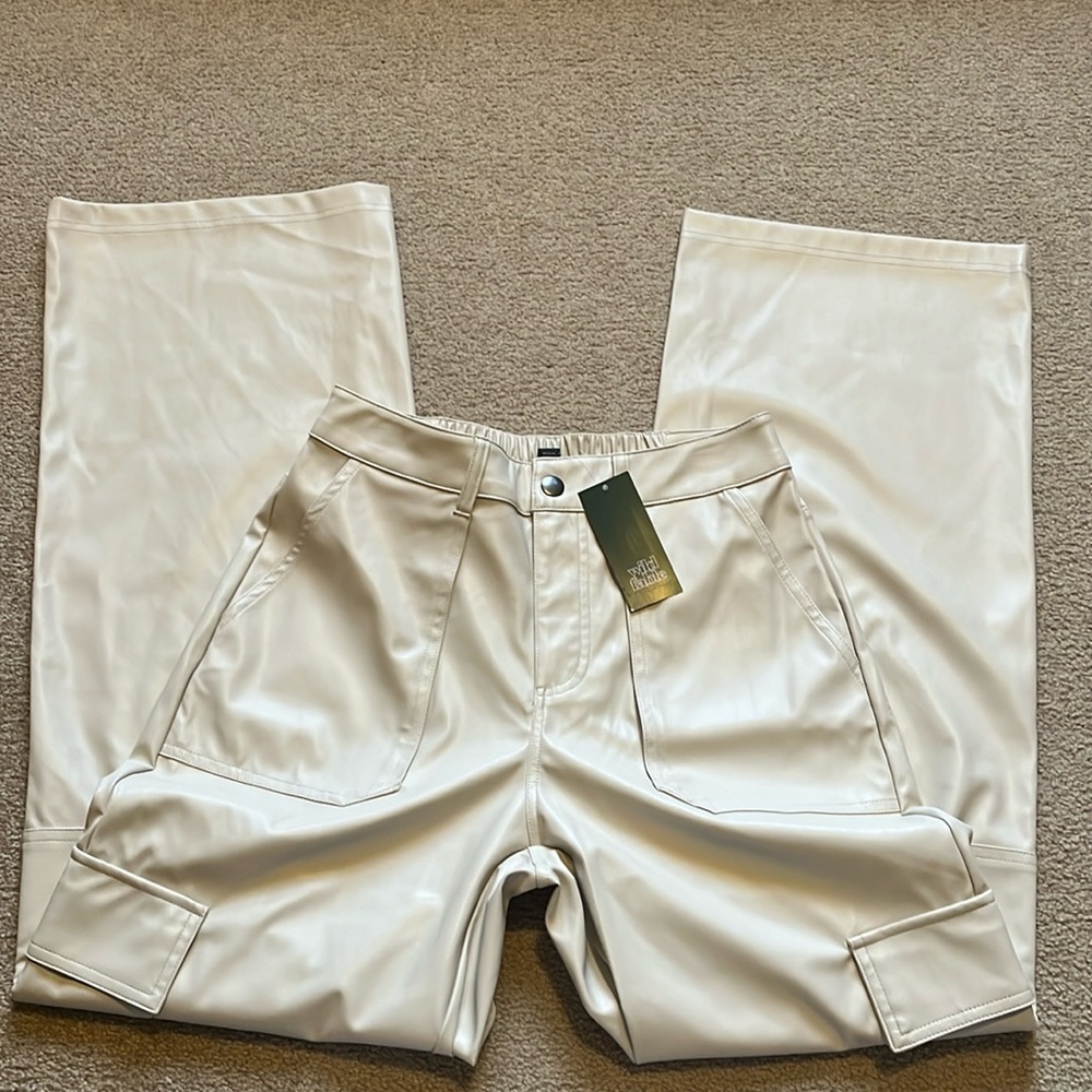 WILD FABLE NWT Cream Wide Leg Pants